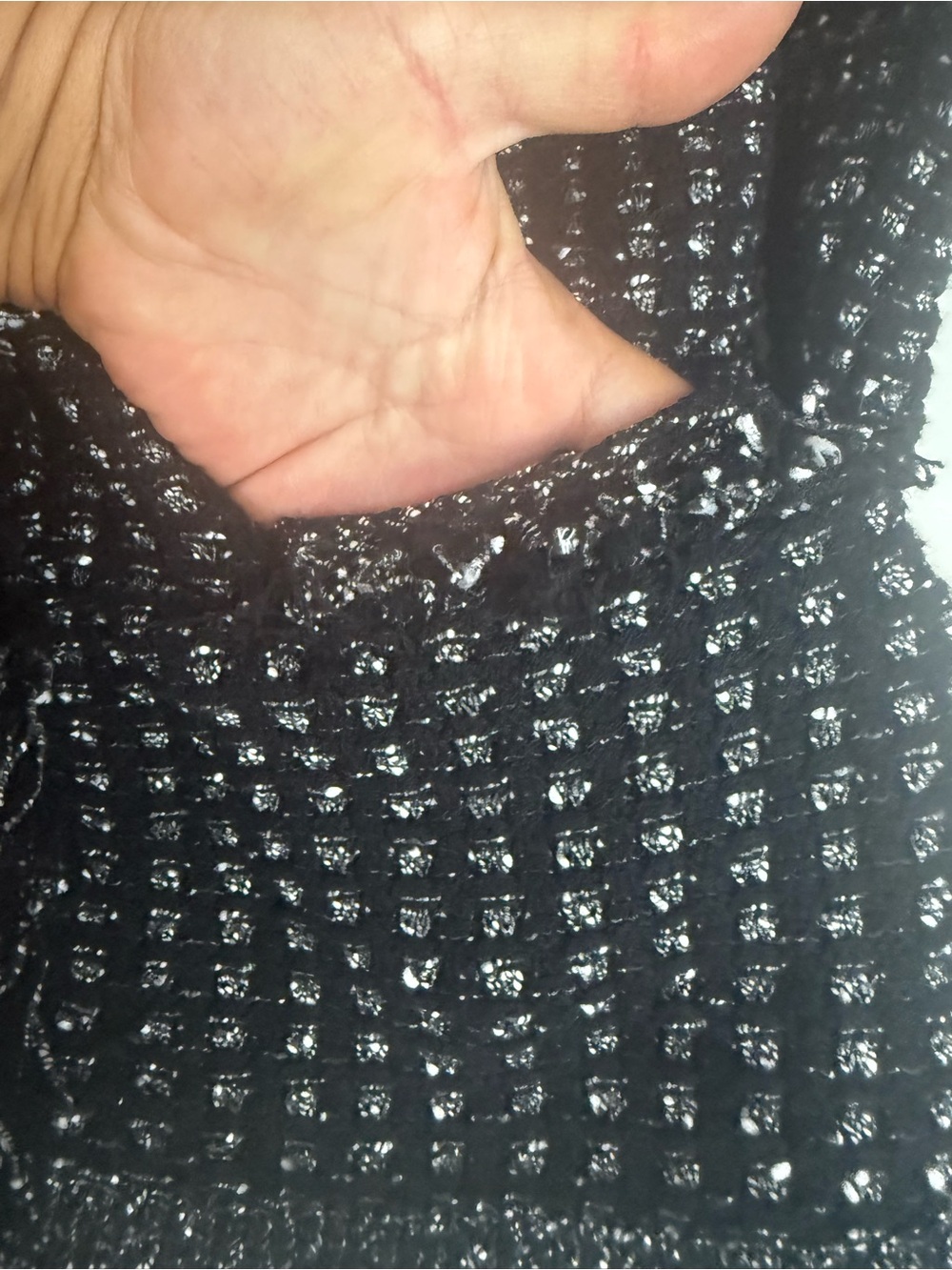 Calvin Klein Black & White Tweed sweater Jacket in size large - Picture 5 of 11